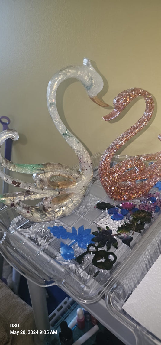 Swan Center Piece