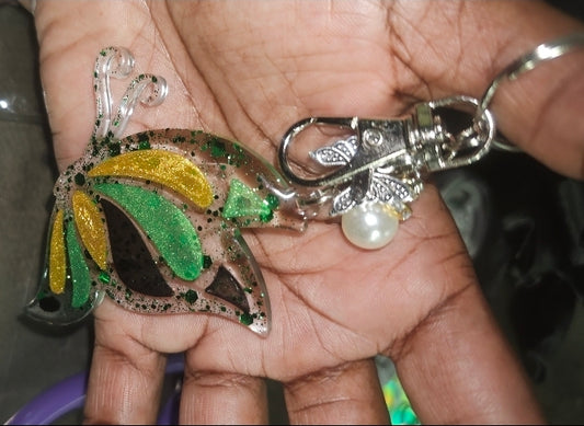 2pc random Jamaican butterfly keychains